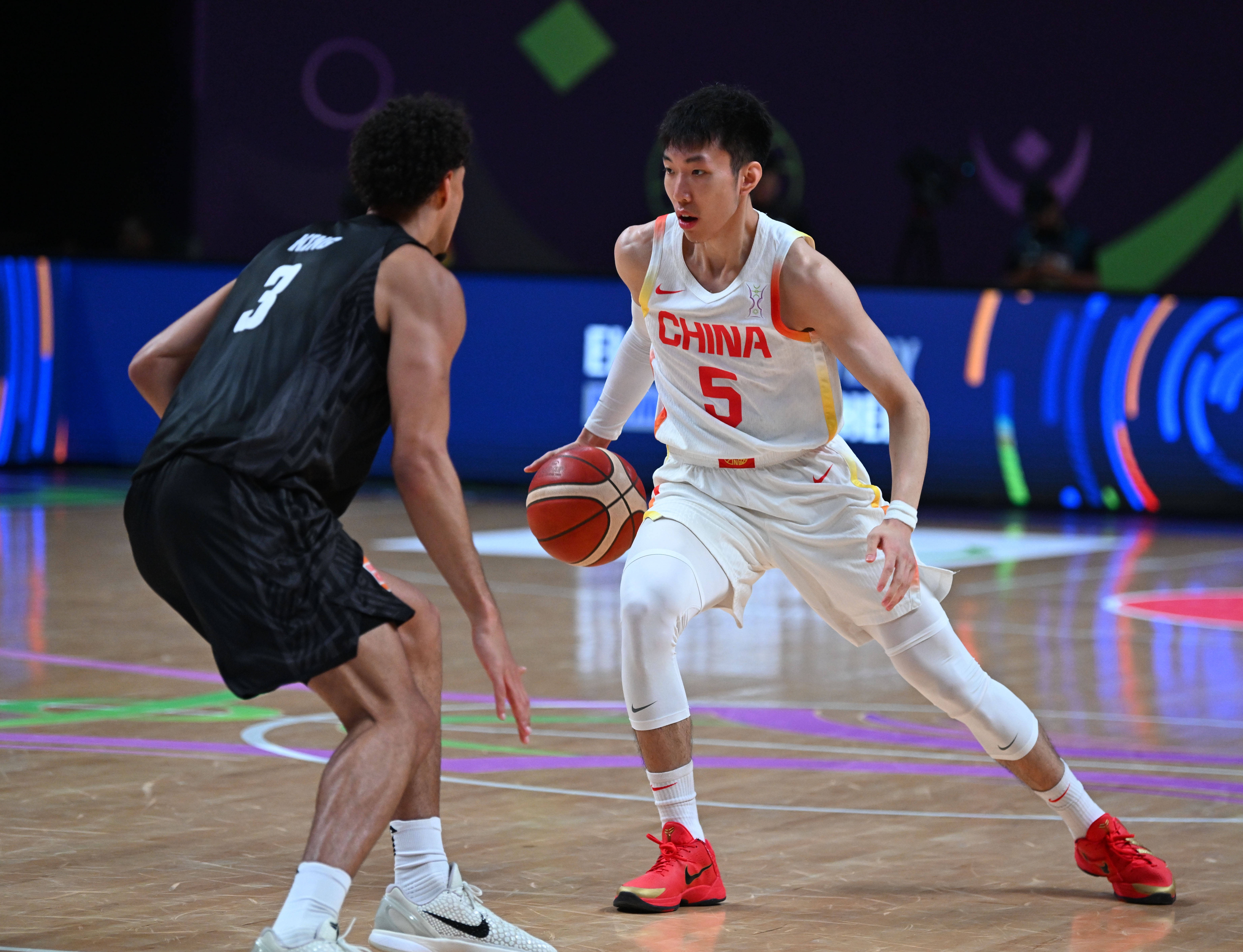 媒体人：三宁留在CBA进步不大 他有能力立足NBA发展联盟&澳洲NBL