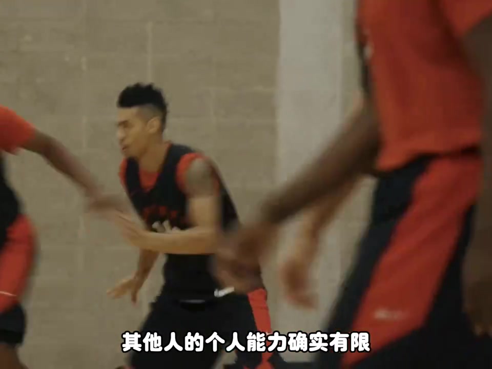 杨毅：19年猛龙夺冠如果说小卡单核太轻视他的队友 前者是个箭头