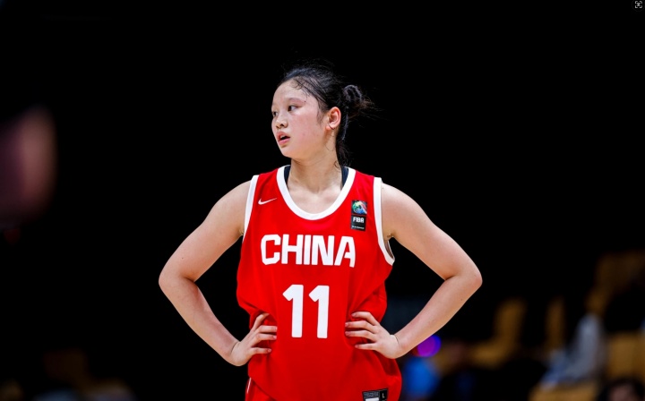 媒体人：中国U16女篮现在的实力很难击败澳大利亚 但锻炼价值很高
